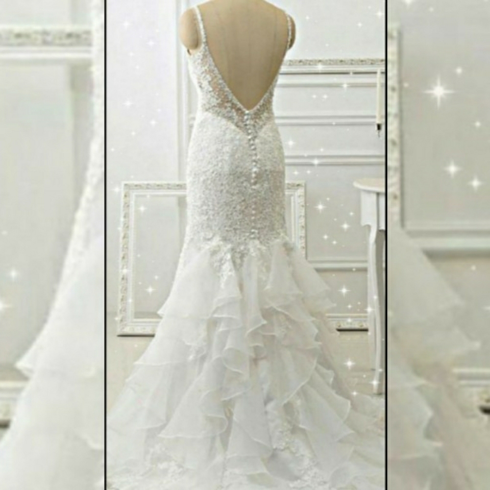 WEDDING DRESS.( SIZE SMALL)